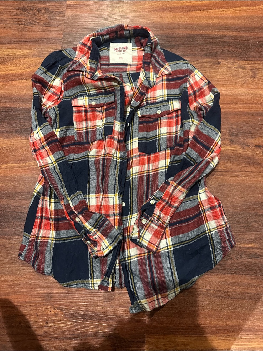 Mossimo Supply Co. Womens Red & Navy Plaid Button-Up Shirt